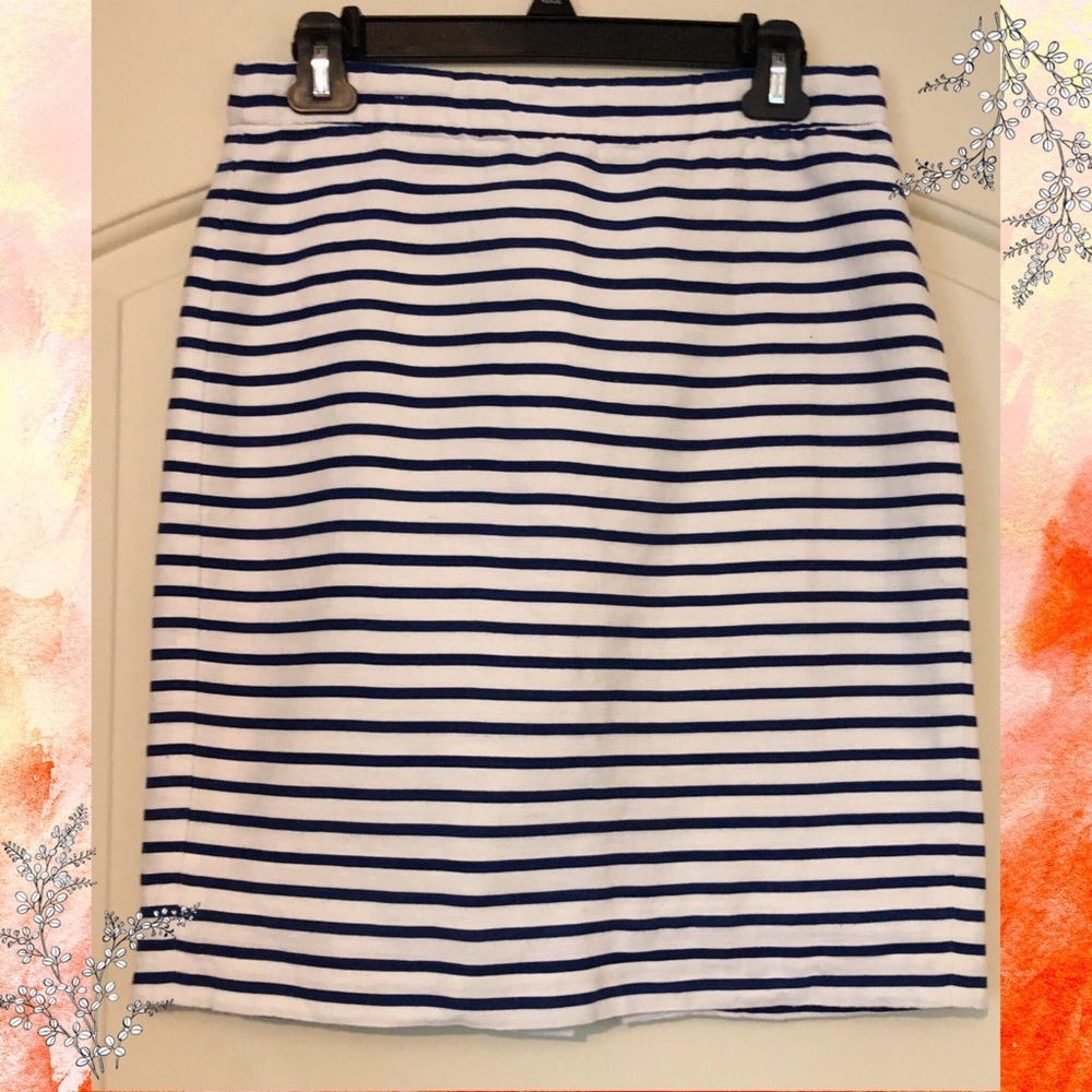 LOFT The Pencil Skirt🦋